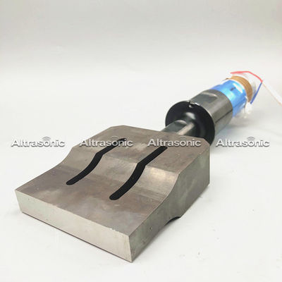 Ультразвуковая сварочная система 20 кГц 2600 Вт для санитарной салфетки